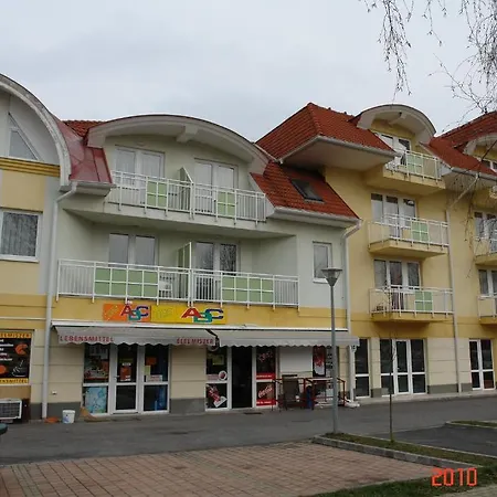 Lilla Wellnessapartman Lägenhet